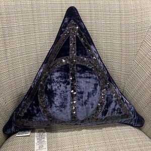 Pottery Barn Teen Harry Potter Deathly Hallows Pillow